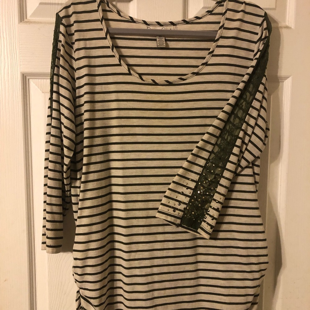 Cream and army green striped top with lace arm panels
